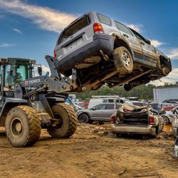 Bamber Lake Auto Recycling - We buy and sell cars and parts!