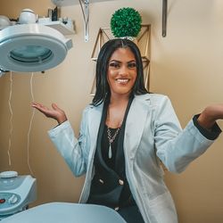 Glo Skin Workz - Hi I'm Shantika owner of Glo Skin Workz!