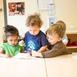 Family Star Montessori - Northeast