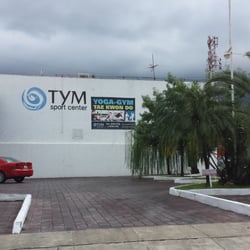 TYM Sport Center - Estacionamiento