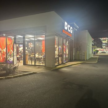 District Chicken & Gyro - Halal Near Me - Vienna, Virginia