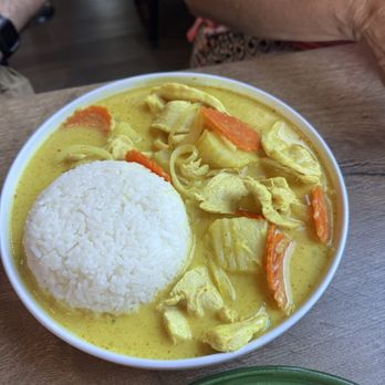 Ta Lew Thai Bistro 2 - Red Curry - Thai Near Me - Gilbert, Arizona Ta Lew Thai Bistro 2 - Red Curry - Thai Near Me - Gilbert, Arizona