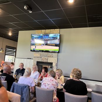 Tavern 32 - Sitting area - Burgers Near Me - Richland, Michigan Tavern 32 - Sitting area - Burgers Near Me - Richland, Michigan