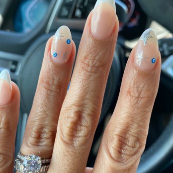 Lavish Nail Bar - Nail dip - Nail Salons Near Me - Miramar, Florida