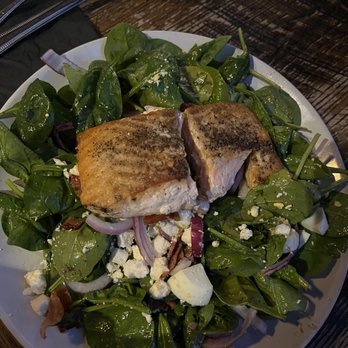 Ellie’s Tavern - Spinach salad with salmon - Salad Near Me - Baltimore, Maryland Ellie’s Tavern - Spinach salad with salmon - Salad Near Me - Baltimore, Maryland