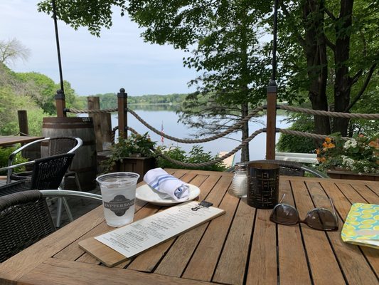 Birch's on the Lake Brewhouse & Supperclub by null