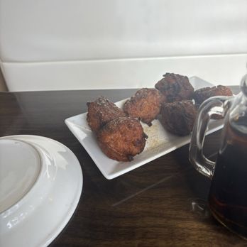 Muyuri Indian Bistro - Indian Near Me - Waterbury, Connecticut