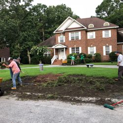 Martinez Landscaping and Pine Straw Service