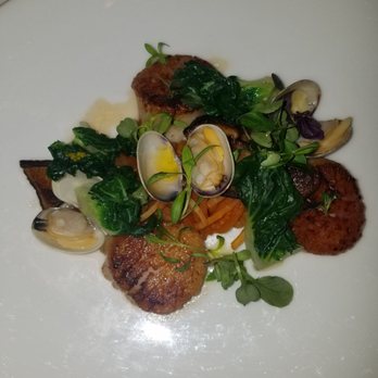 Riverpark - Diver Scallops and Clams - New American Near Me - New York, New York Riverpark - Diver Scallops and Clams - New American Near Me - New York, New York