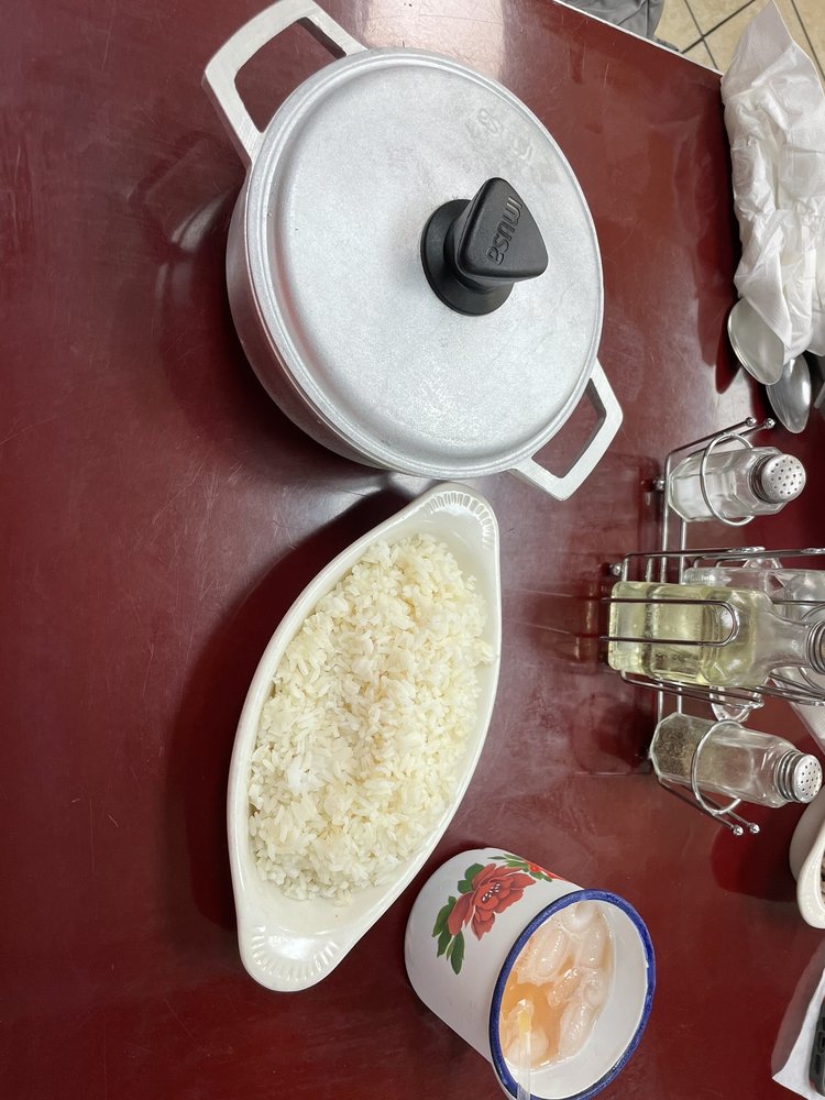 Food from El Tronco de Lily's
