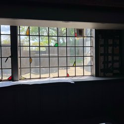 Rohlf's Stained & Leaded Glass - Boarded up!