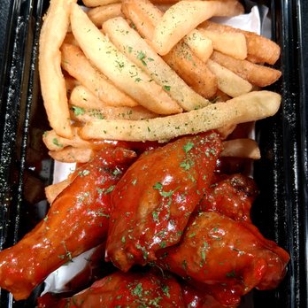 Mr G's South Loop Eats - Chicken Wings Near Me - Chicago, Illinois