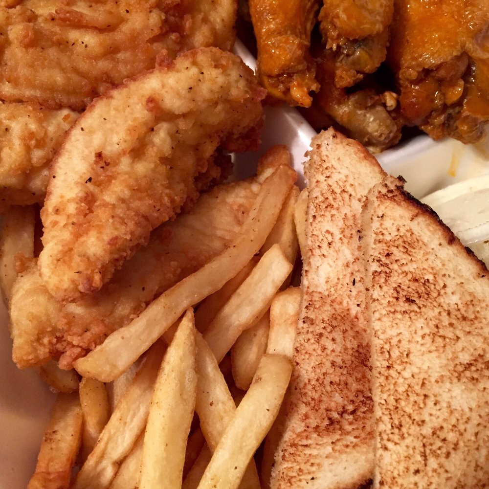 Slim Chickens - 5 & 5 plate (5 chicken tenders, 5 wings, fries, toast, 2 dipping sauces) - Chicken Wings Near Me - West Monroe, Louisiana Slim Chickens - 5 & 5 plate (5 chicken tenders, 5 wings, fries, toast, 2 dipping sauces) - Chicken Wings Near Me - West Monroe, Louisiana