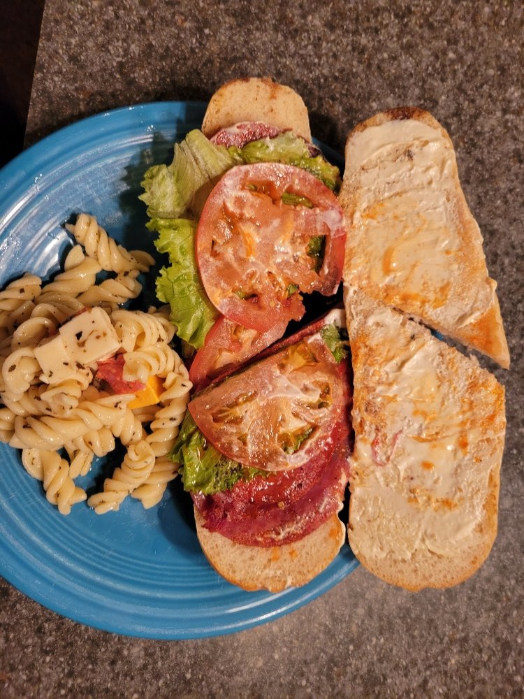 Food from Uncle Ronnie's Sandwich Shop