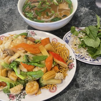 Vietnam Cafe - Hủ tiếu and Mì xào giòn - Vietnamese Near Me - Kansas City, Missouri Vietnam Cafe - Hủ tiếu and Mì xào giòn - Vietnamese Near Me - Kansas City, Missouri