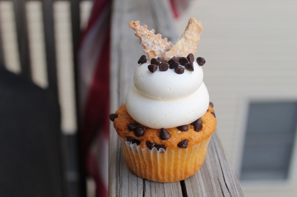 LOVE + FLOUR BAKERY 71 Photos & 57 Reviews 303 S Broadway, Salem