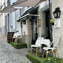 Bistro Barão - Street view