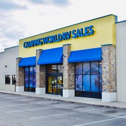 Camping World - Lake Park