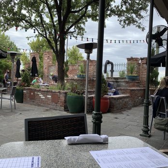 Pappadeaux Seafood Kitchen - Patio - Seafood Near Me - Albuquerque, New Mexico
