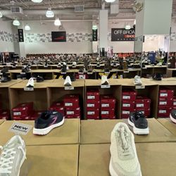 Off Broadway Shoe Warehouse