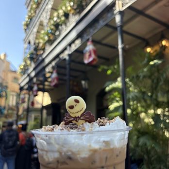 Royal Street Veranda - Pumpkin Cr-me Br-l-e Cold Brew - New American Near Me - Anaheim, California Royal Street Veranda - Pumpkin Cr-me Br-l-e Cold Brew - New American Near Me - Anaheim, California