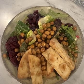 Tavern On Main - New American Near Me - Springfield, Oregon