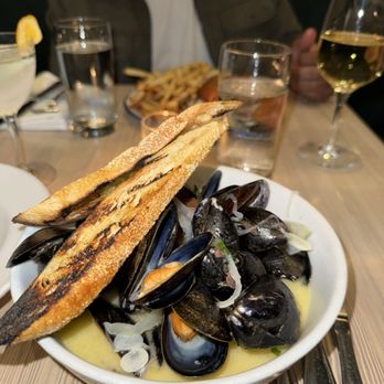 Oyster House - Seafood Near Me - Philadelphia, Pennsylvania Oyster House - Seafood Near Me - Philadelphia, Pennsylvania