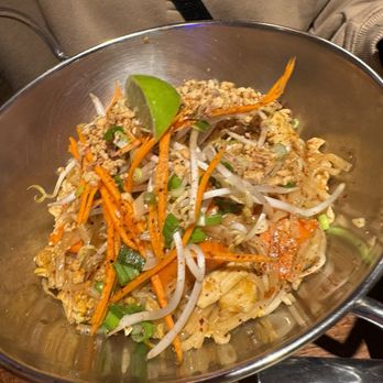 Pad Thai Cafe - Thai Near Me - Murfreesboro, Tennessee