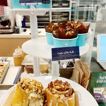 Cinnabon - a variety of pastries on display - Bakeries Near Me - Honolulu, Hawaii