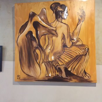 Palace - Odd art but great pizza - Italian Near Me - Vicenza, Virgin Islands