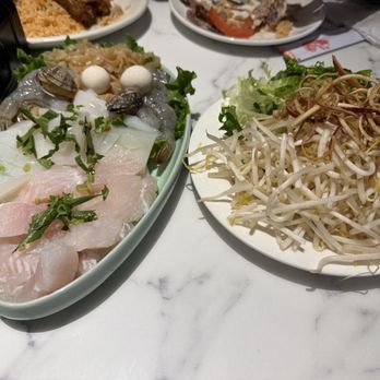 Favori Restaurant - Seafood & Banana Blossom Hot Pot (size small) - accompaniments - Vietnamese Near Me - Garden Grove, California Favori Restaurant - Seafood & Banana Blossom Hot Pot (size small) - accompaniments - Vietnamese Near Me - Garden Grove, California