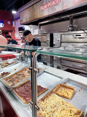 LITTLE ITALY PIZZA - Updated August 2025 - 90 Photos & 76 Reviews - 671