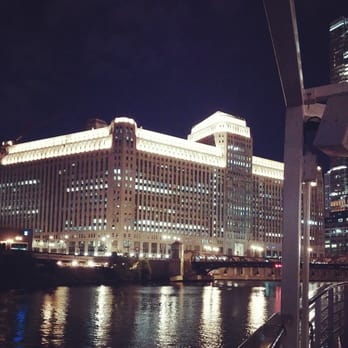 Shoreline Sightseeing - Architectural Tours Near Me - Chicago, Illinois
