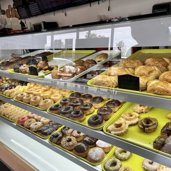 Dey's Doughnuts & Croissants - Lots of donuts - Donuts Near Me - Santa Ana, California Dey's Doughnuts & Croissants - Lots of donuts - Donuts Near Me - Santa Ana, California