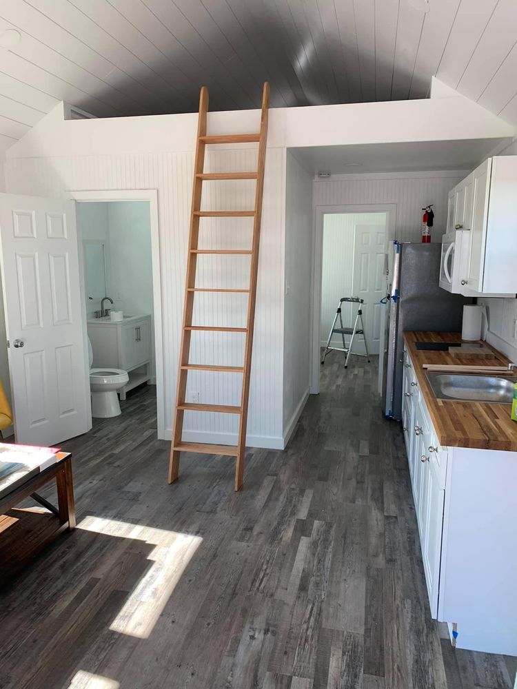 Slide of The Hollomon Group