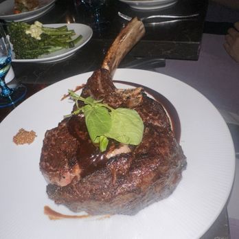 Gordon Ramsay Steak - tomahawk steak - Steakhouses Near Me - Las Vegas, Nevada Gordon Ramsay Steak - tomahawk steak - Steakhouses Near Me - Las Vegas, Nevada