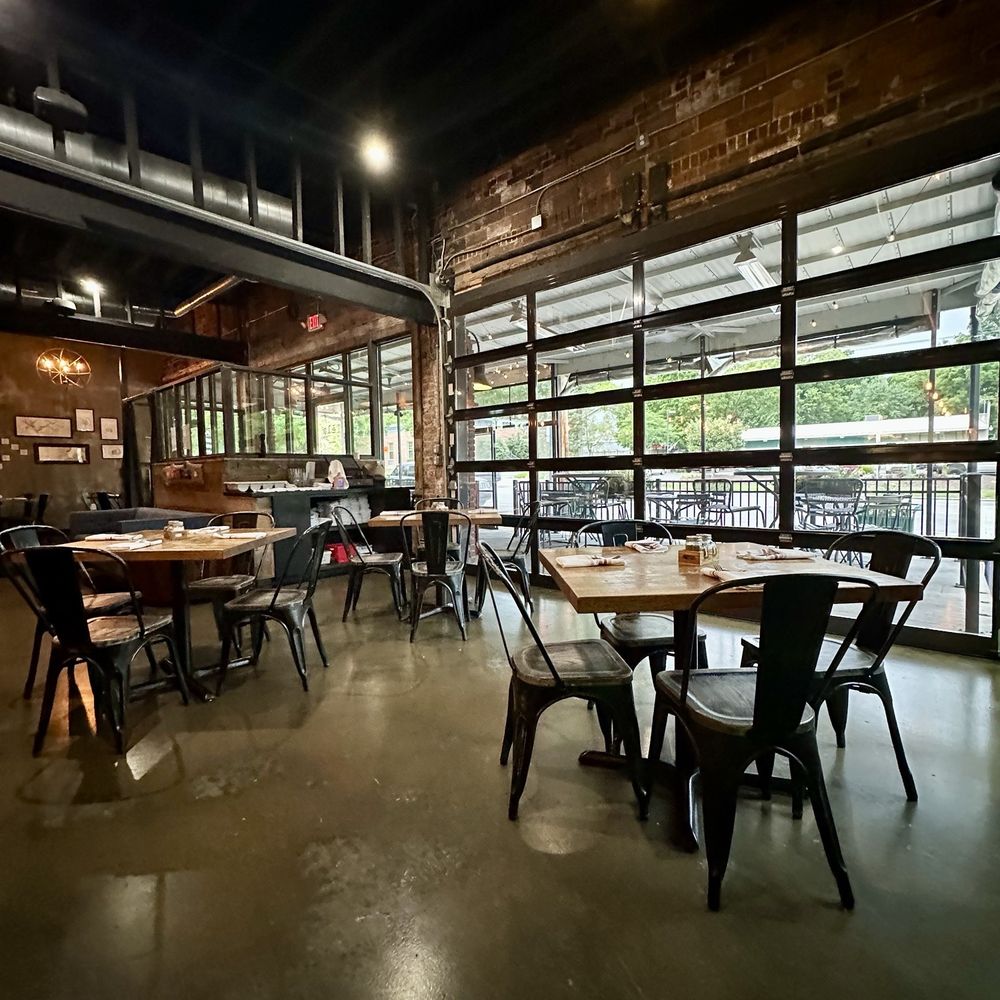 Tela Bar and Kitchen - Interior - Gastropubs Near Me - Cincinnati, Ohio Tela Bar and Kitchen - Interior - Gastropubs Near Me - Cincinnati, Ohio