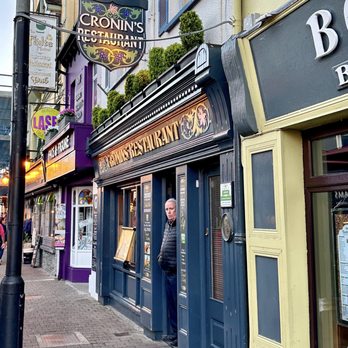 Cronins Restaurant - Outside - Irish Near Me - Killarney, Kentucky