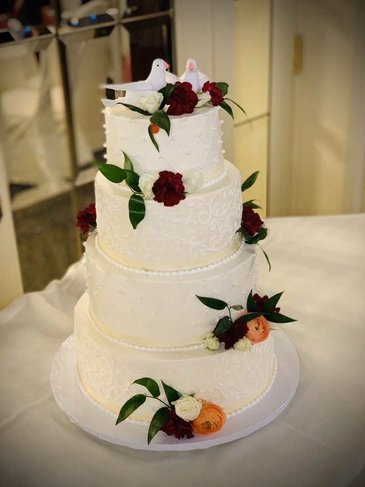 BRIERWOOD COUNTRY CLUB CLOSED 5324 Rogers Rd, Hamburg, New York