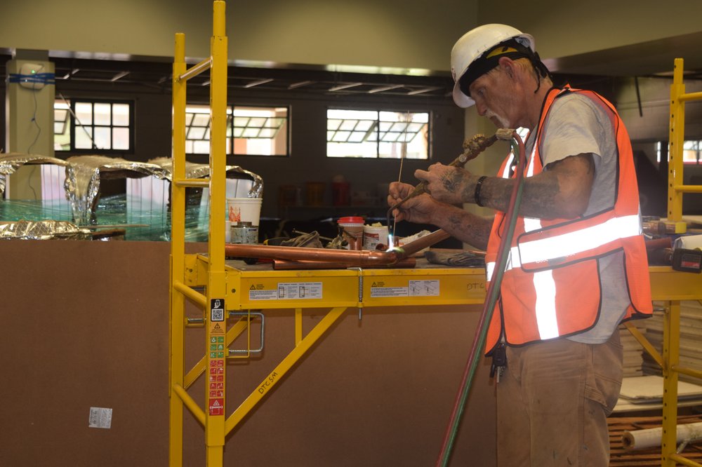 Slide of Des Tobin Custom Sheet Metal