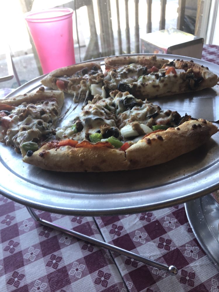 Mr T's Pizza & Ice Cream, Dalton Roadtrippers