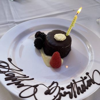 El Chorro - Birthday cake - American Near Me - Paradise Valley, Arizona El Chorro - Birthday cake - American Near Me - Paradise Valley, Arizona