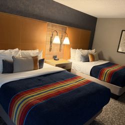Riverhouse Lodge