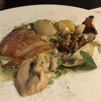 Krogs Fiskerestaurant - Turbot in buerre blanc with clams, onions and puréed cauliflower. - Seafood Near Me - København K, 84 Krogs Fiskerestaurant - Turbot in buerre blanc with clams, onions and puréed cauliflower. - Seafood Near Me - København K, 84
