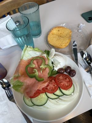 Downbeach Deli and Restaurant by null