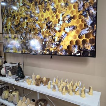 Bee & Co - Wax candles - Gift Shops Near Me - Solvang, California