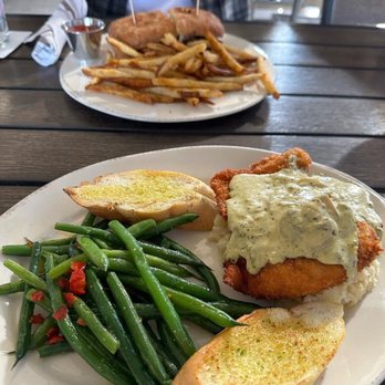 The '401 - Steak burger and chicken fried steak - American Near Me - Bellaire, Texas