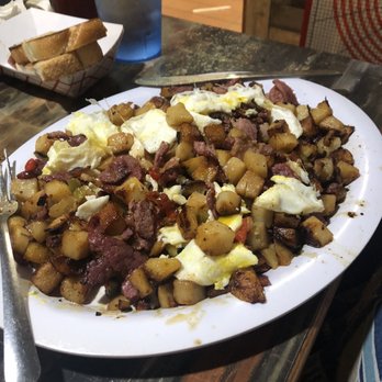 Billy Gail's - Ozark - Corned beef hash - traditional and very tasty. Enjoyed the house Garlic Hot Sauce. Bought a bottle to enjoy later. - American Near Me - Ozark, Missouri