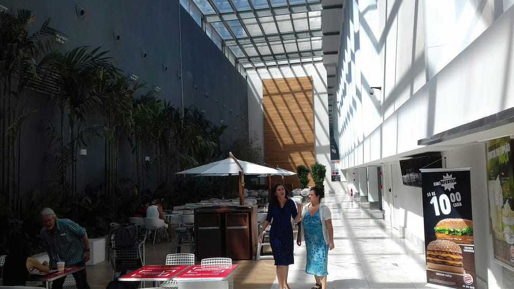 Bossa Nova Mall