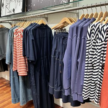 Banana Republic - Accessories Near Me - Bee Cave, Texas Banana Republic - Accessories Near Me - Bee Cave, Texas